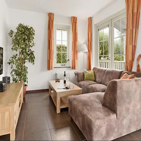 In South Holland With Private Jetty Semesterbostad *