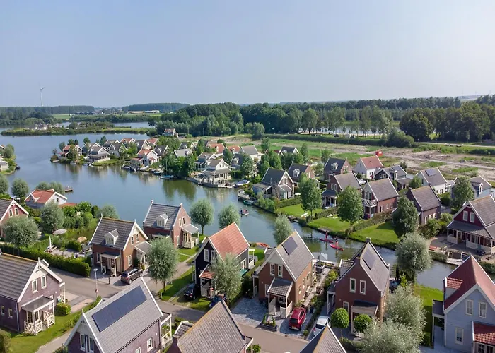 بيت للعطل In South Holland With Private Jetty